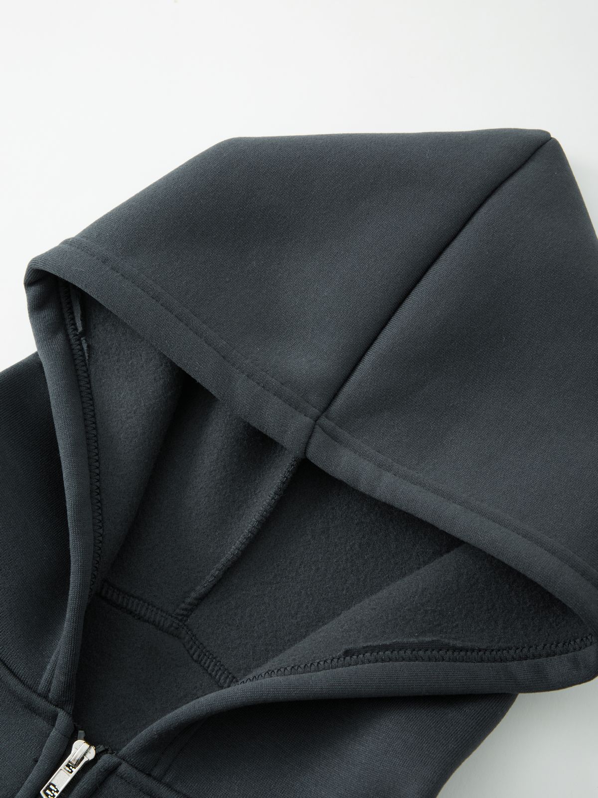 Herren-Hoodie mit Reißverschluss und Buchstabe-Schädel-Grafik-5